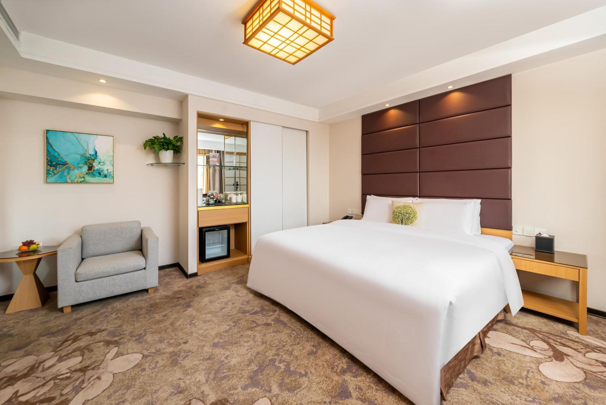 Hotel Guangdong - Free Self-service Laundry