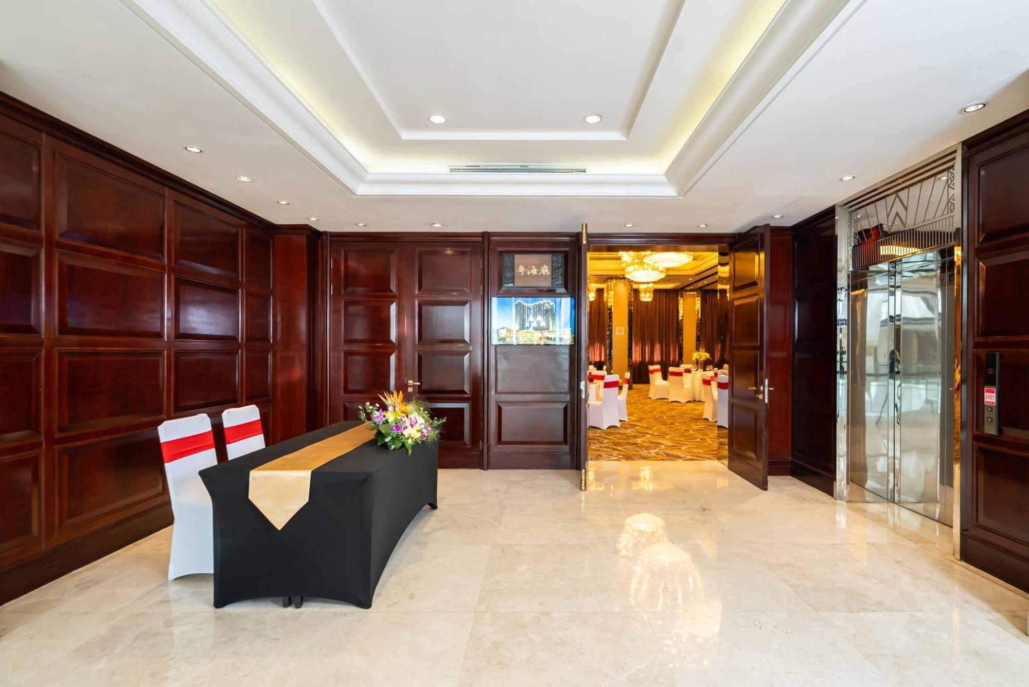 Hotel Guangdong - Free Self-service Laundry